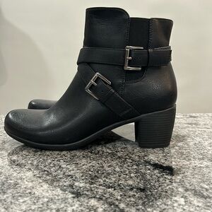 8.5 Powerstep Women’s Black Ankle Boot Bootie Zip